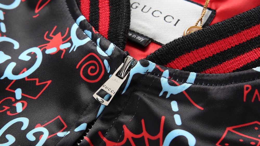Бомбер Gucci